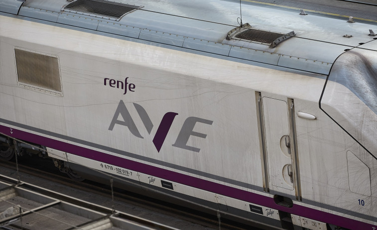 Renfe llançarà aquest dijous una promoció de bitllets d'AVE des de 15 euros