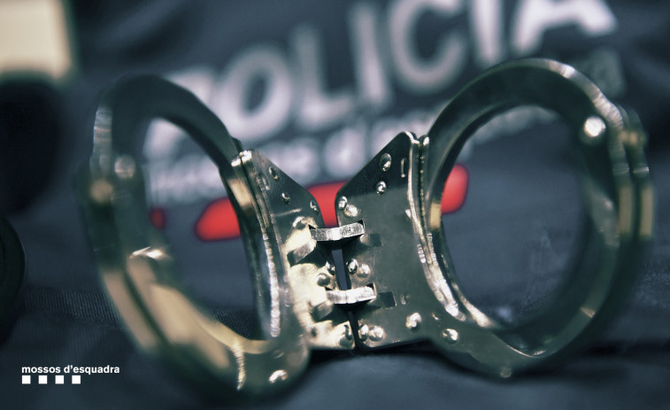 Detenen a un home per entrar a robar a un pis de Sant Antoni de Calonge i quedar-se a dormir