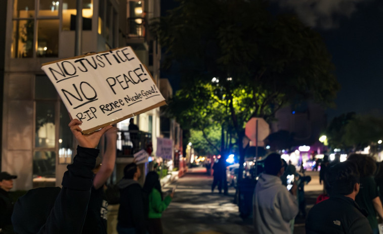 VÍDEO | Renee Nicole Good va morir sense ajuda: els agents del ICE van impedir que un metge l'atengués