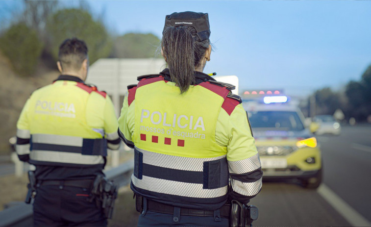 Alerta a Calella: un agressor a la fugida després d'atacar brutalment a una mare i la seva filla en el seu domicili