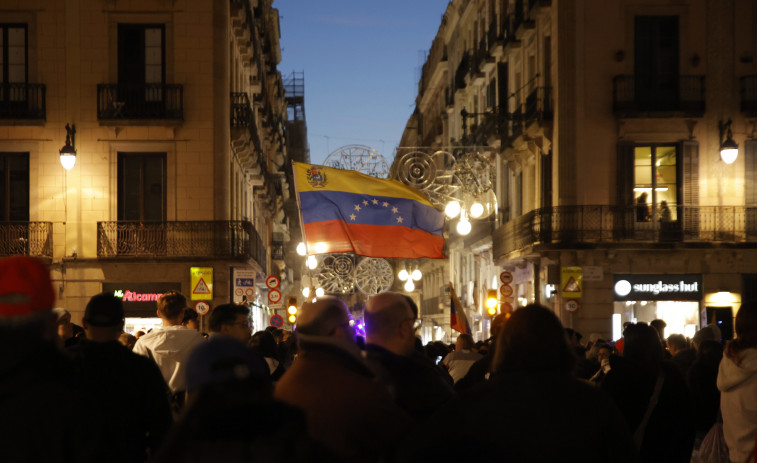 Un centenar d'empreses catalanes exporta a Veneçuela per un valor de 50 milions
