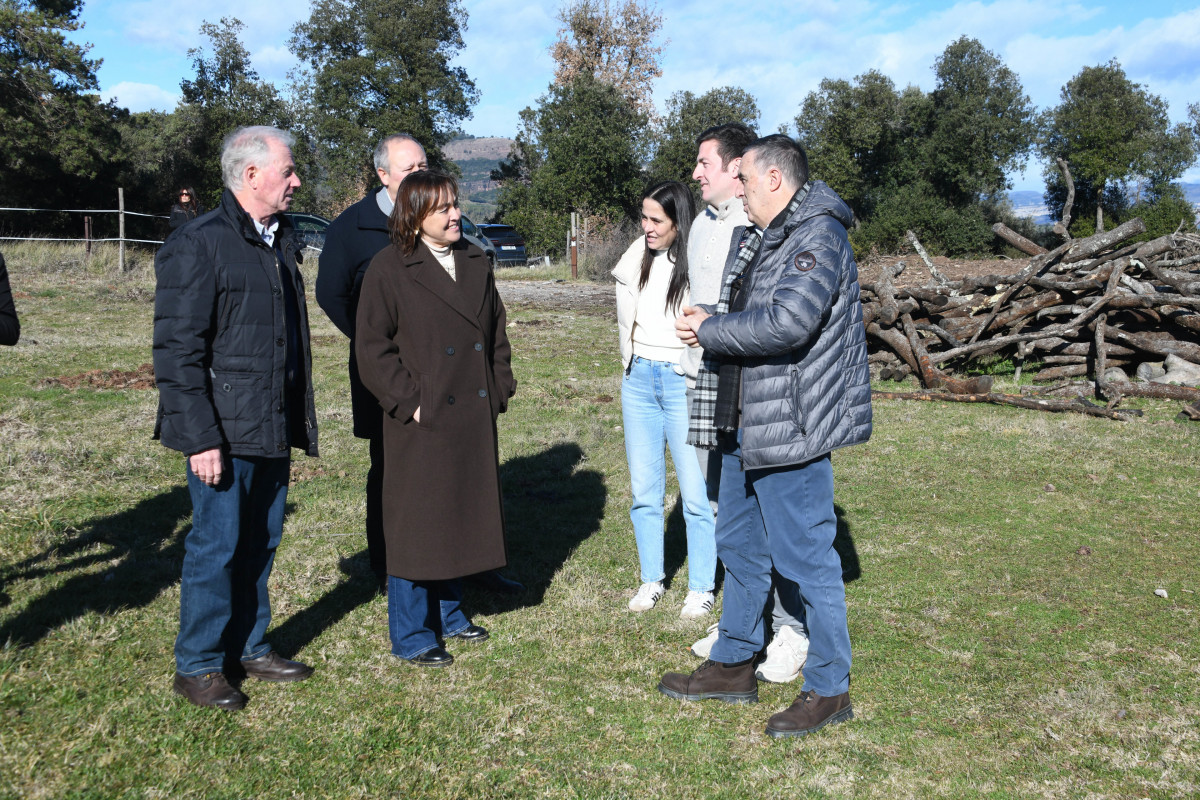 La consellera de Territorio, Vivienda y Transición Ecológica, Sílvia Paneque, en su visita a la finca