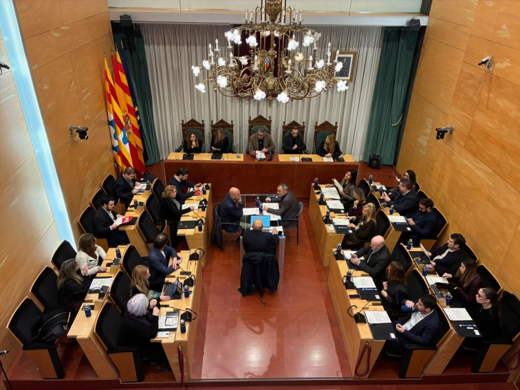 Badalona aprova un pressupost de 252,5 milions per al 2026, un 4% més que el de 2025