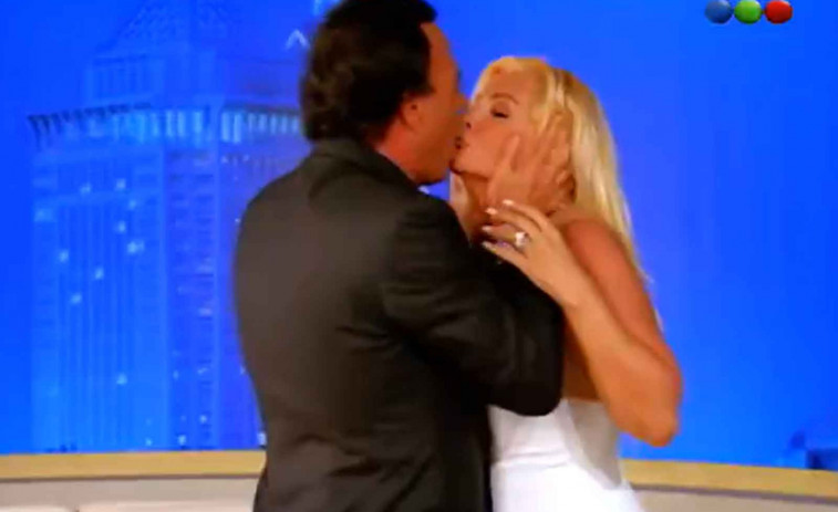 VÍDEO | Les imatges de 2005 que deixen en evidència a Julio Iglesias: 'No es podia saber'