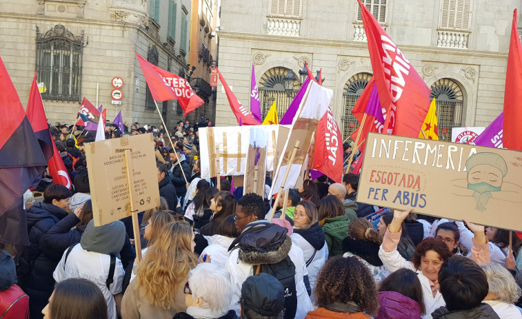 Metges de Catalunya anuncia un seguiment de la vaga del 45%