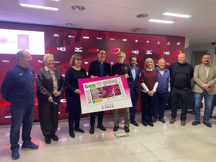 La ONCE dedica un cupó a la Mitja Marató, que comptarà amb 10 atletes cecs i les seves guies