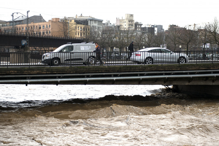 Preocupació amb l'Onyar: Girona suspèn les classes i activa l'alerta pel temporal