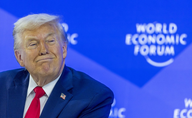 Trump confon quatre vegades a Islàndia amb Groenlàndia en el seu discurs a Davos