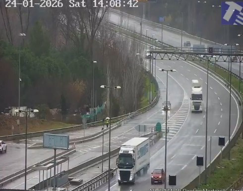 Un accident bloqueja l'AP-7 a Martorell dues hores després de la seva reobertura parcial