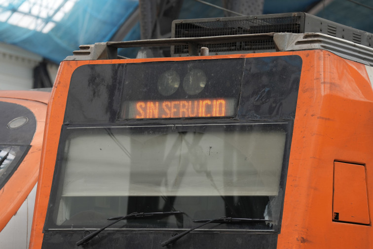 Adif desplega un ampli dispositiu tècnic per a recuperar Rodalies després dels efectes de la borrasca Harry