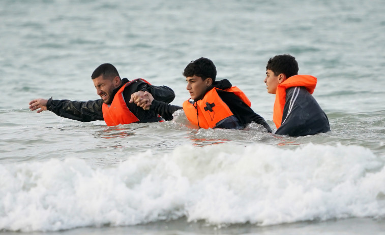 Viure sense por: la regularització a Espanya que treu milers de persones de l'ombra