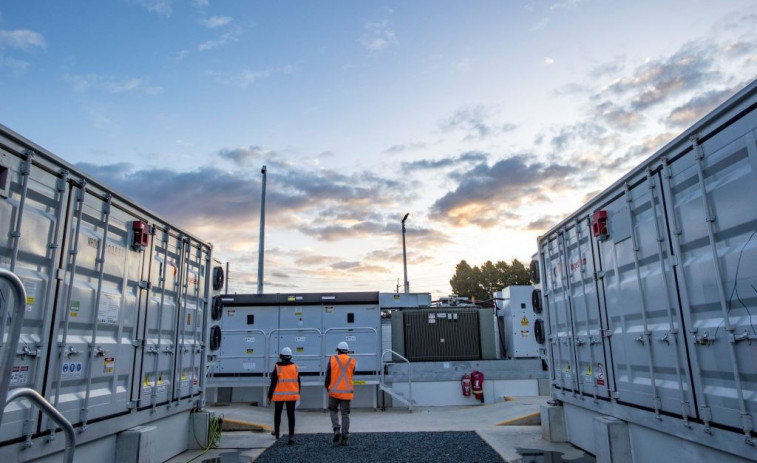 Naturgy reforça el seu lideratge renovable a Canàries amb dos nous projectes d'emmagatzematge amb bateries