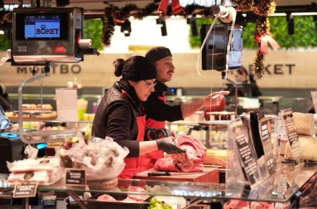 El comerç de barri reneix: joves emprenedors rescaten negocis que semblaven condemnats