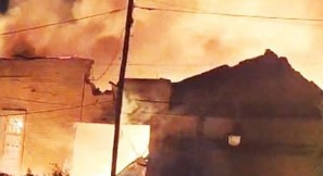 Fort explosió i incendi a Buenos Aires: una fàbrica de Sant Ferran queda embolicada en flames