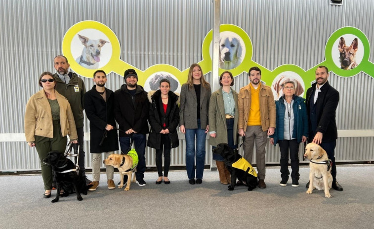La Infanta Sofía inaugura el nou complex de la ONCE amb capacitat per formar 175 gossos guia