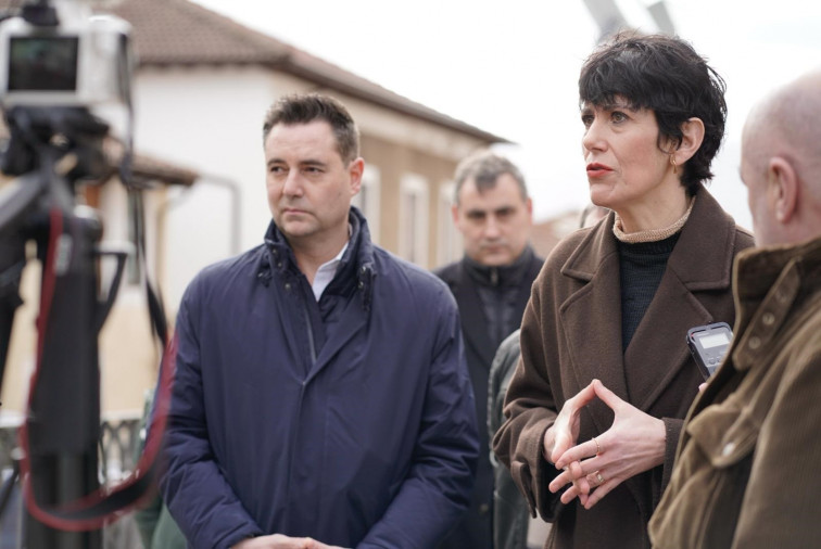 Elma Saiz critica que el PP segueixi les directrius de Vox i condicioni la política migratòria espanyola