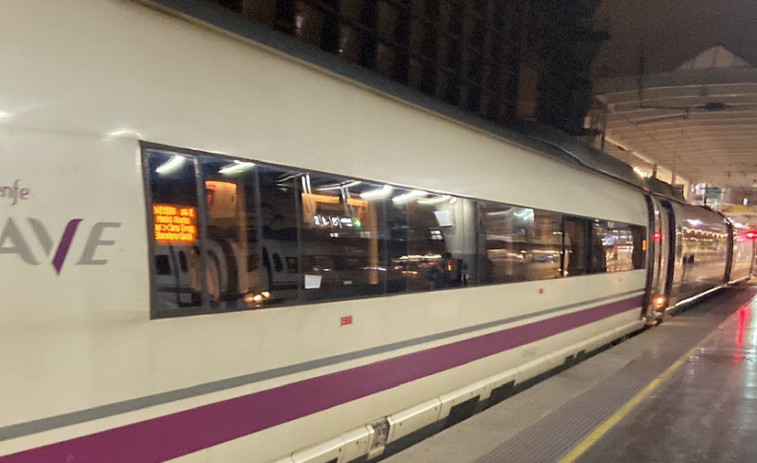 Renfe i Iryo deixen d'indemnitzar per retards a causa de les limitacions de velocitat
