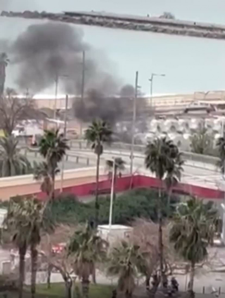 VÍDEO: Així ha estat l'incendi a la Ronda Litoral que ha espantat els veïns