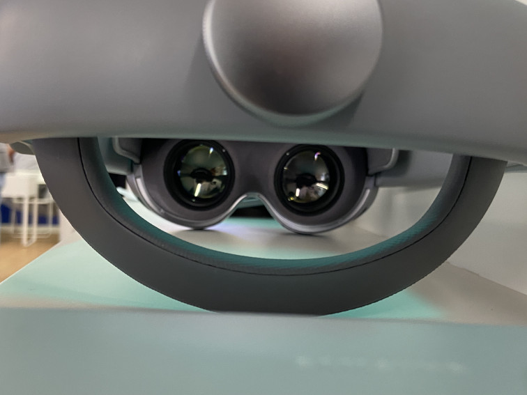 Pionera a Espanya: la unitat mòbil de la Fundació ONCE Baixa Visió aterra a Bellvitge