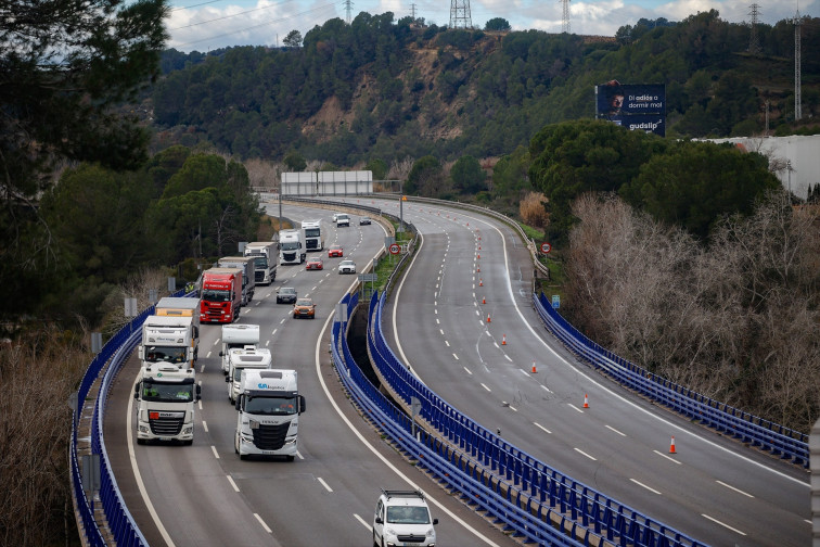 Trànsit torna a tancar el carril de l'AP-7 entre Martorell i Gelida després d'un greu incompliment de seguretat