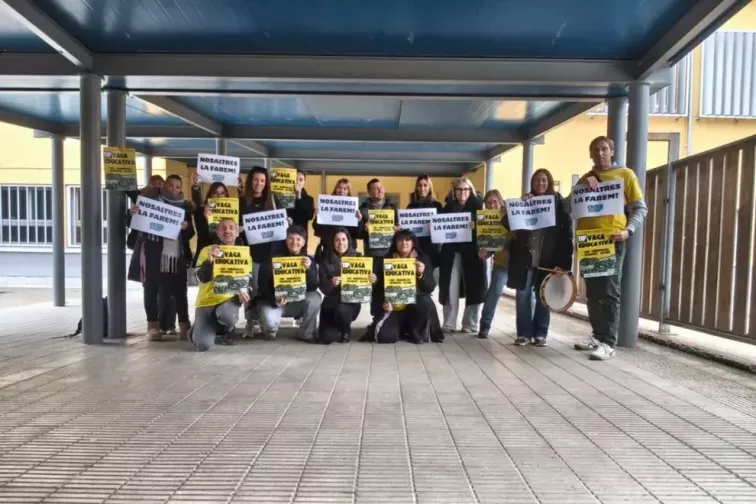 Els docents de Santa Maria de Gardeny suspenen les colònies per a exigir millores laborals urgents