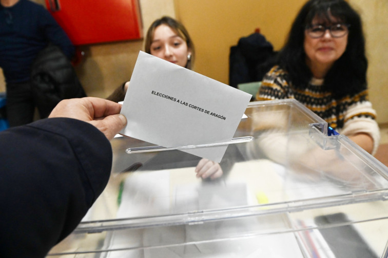 Les eleccions a l'Aragó arrenquen amb normalitat i una participació del 10,8% en les primeres hores