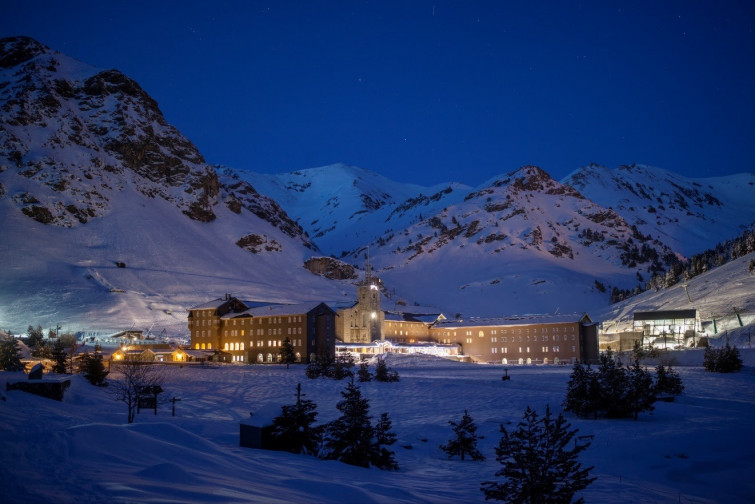 Robatori muntats en trineu: així ha fracassat un atracament en un hotel de la Vall de Núria