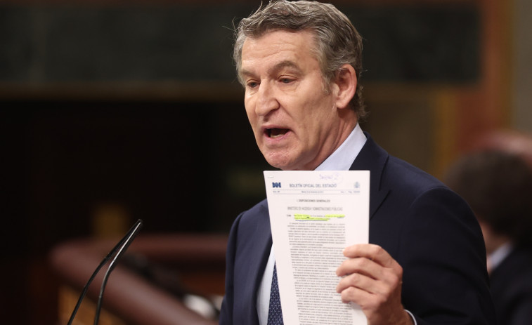 Feijóo critica que Sánchez hagi vingut a “mentir” i exigeix assumir responsabilitats després dels accidents ferroviaris