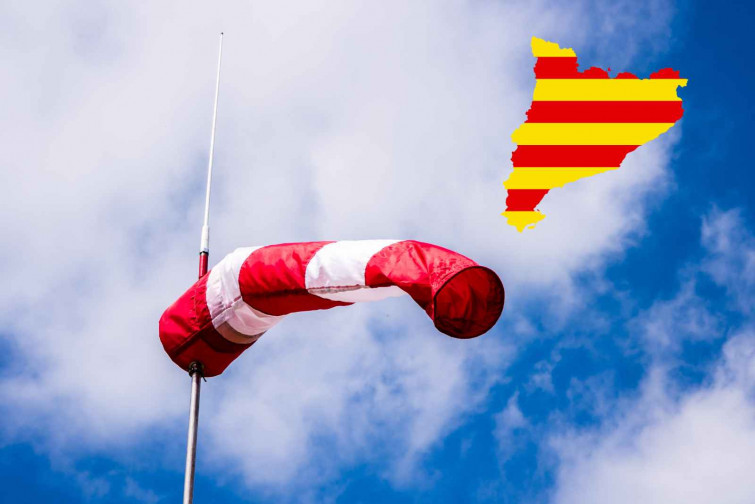 El vent posa en alerta a Catalunya: gairebé 400 avisos a Bombers en poques hores