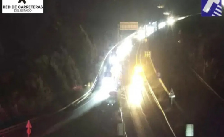 Situació a l'AP-7: el vent extrem obliga a desviaments de camions i talls en punts crítics