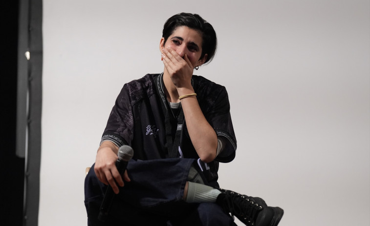 Alba Flores porta el seu documental a internes de Wad-Ras a Barcelona