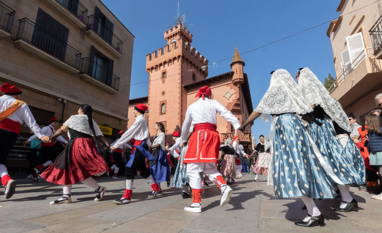 Viladecans es transforma en un escenari de carnaval: del 12 al 18 de febrer, l'espectacle pren la ciutat