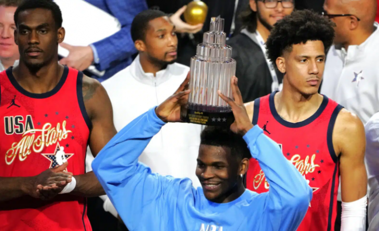 Anthony Edwards acaba amb la vella guàrdia: les joves estrelles atropellen a LeBron i Durant a Los Angeles