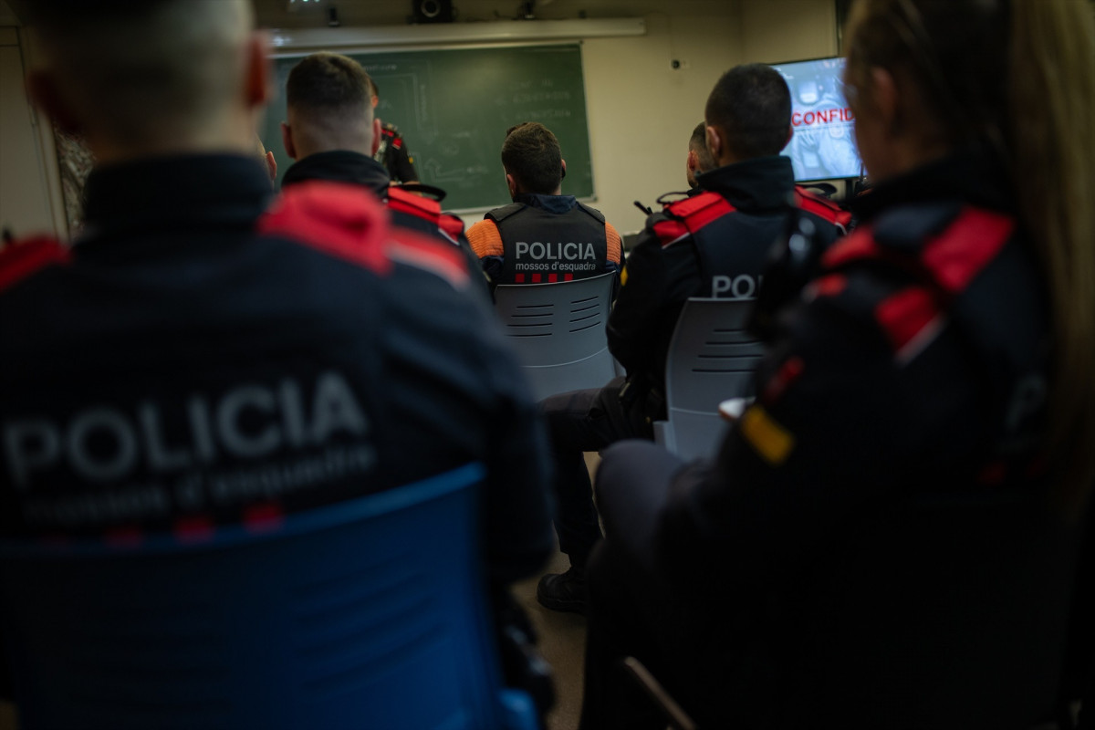 EuropaPress 6625961 operacion mossos desquadra abril 2025 barcelona cataluna espana dispositivo (1)