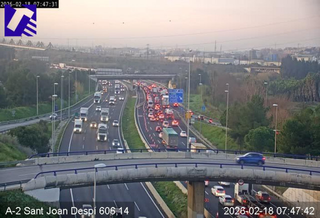 Encara s'acumulen cues: reobre l'AP-7 entre Mollet i la Roca sentit Tarragona després del tall per un accident