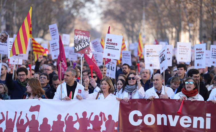 Nova vaga de metges a Catalunya: què reclamen i com afecta el servei habitual