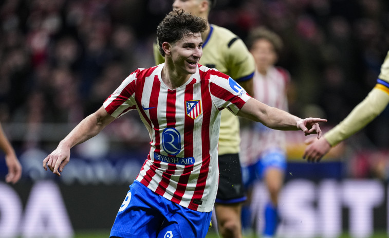 Escacs en els despatxos: la partida mediàtica entre el Barça i l'Atlètic pel futur de Julián Álvarez