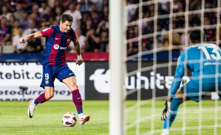 Condemnada a dos anys la dona que es va apropiar de més de 3 milions d'euros de Robert Lewandowski