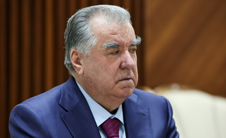 Tadjikistan: El país musulmà on el dictador prohibeix el hijab i controla fins la barba