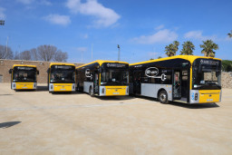 El Bus Metropolitano estrena 14 nuevos autobuses eléctricos en el Baix Llobregat