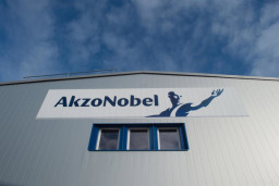AkzoNobel pacta el ERE en su planta de El Prat: 101 despidos y traslado parcial de producción a Polonia