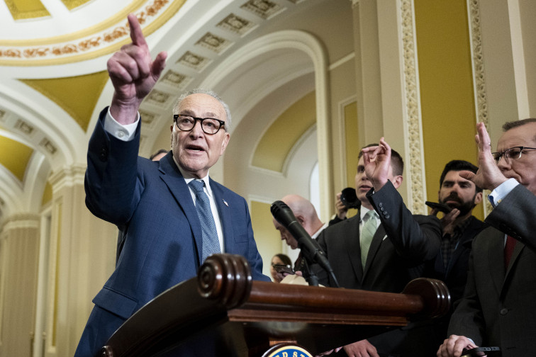 Trump provoca un xoc històric en el Congrés dels Estats Units pels atacs militars a l'Iran