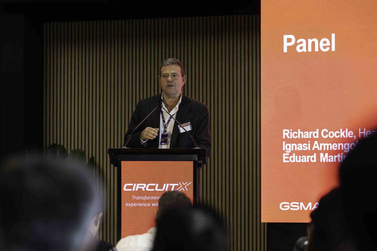 CircuitX a Barcelona-Catalunya fusiona 5G, IA i drons per a revolucionar el motors sport en el MWC