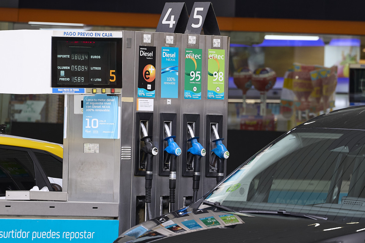 EuropaPress 6815967 surtidores gasolinera repsol 22 junio 2025 madrid espana ataques escalada