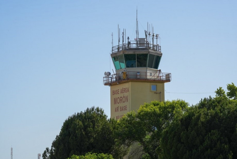 EuropaPress 7332349 torre control base moron sevilla