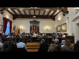 Esplugues blinda la vivienda habitual y veta nuevas residencias y pisos turísticos en los barrios más poblados