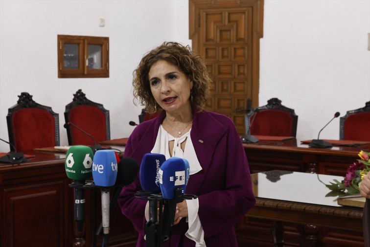 Montero ataca al PP: Feijóo segueix “el mateix guió” de la guerra de l'Iraq de 2003