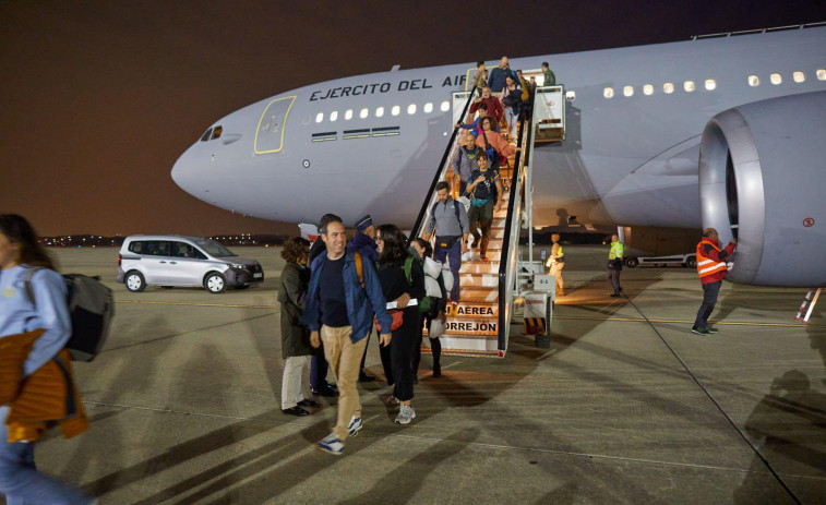 Més de 6.000 catalans pendents de la repatriació després de la primera evacuació de Pròxim Orient