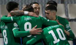 La UE Cornellà en busca del triunfo que les acerque al Badalona