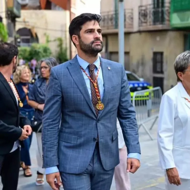 Junts s'alinea amb la ultradreta a les municipals de Manresa per frenar a Sílvia Orriols